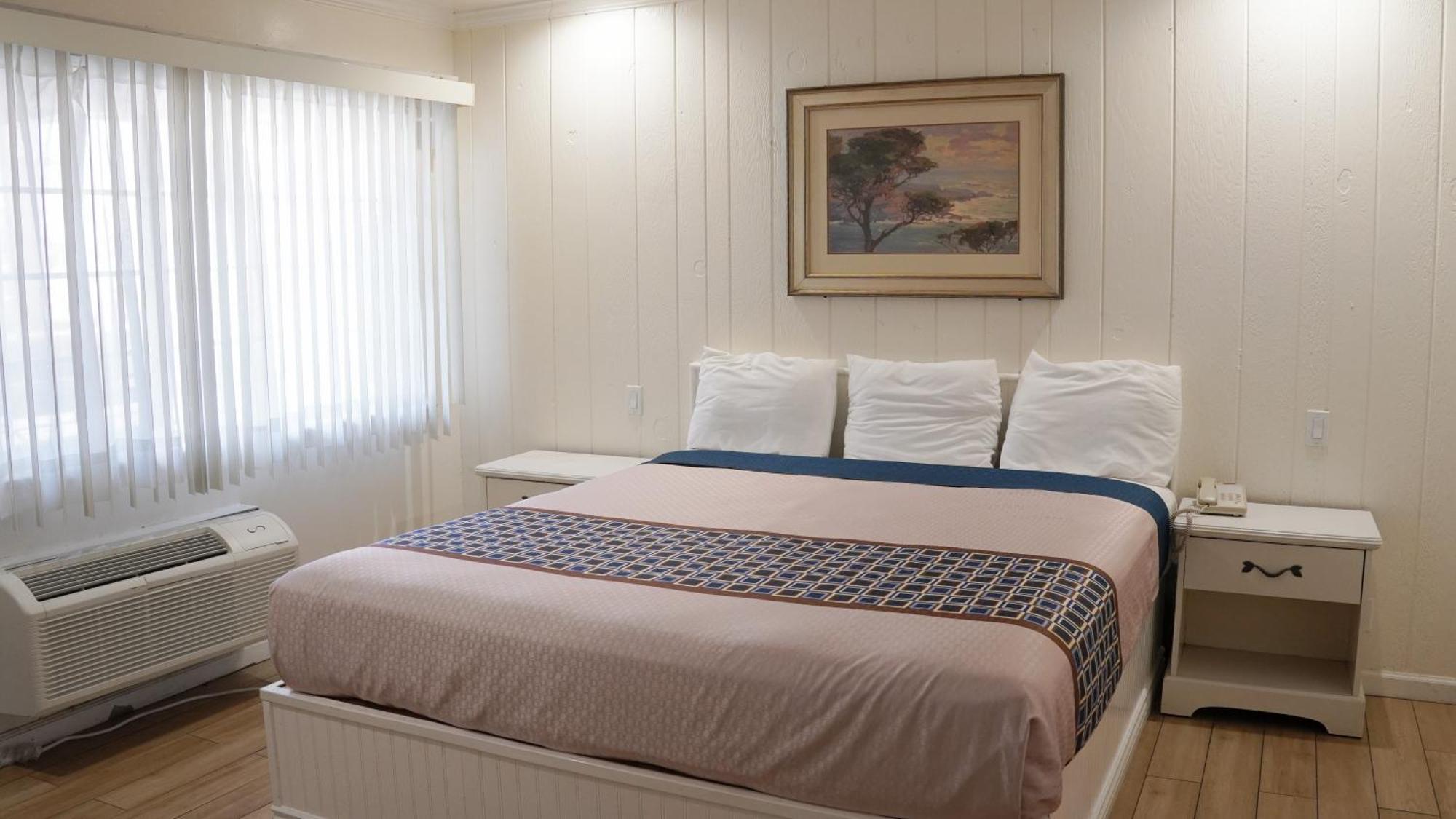 777 Motor Motel *